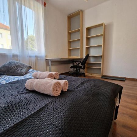Ferienwohnung R Mieszkanie Cale Albo Pokoj Bllisko Wszystko Danzig Exterior foto